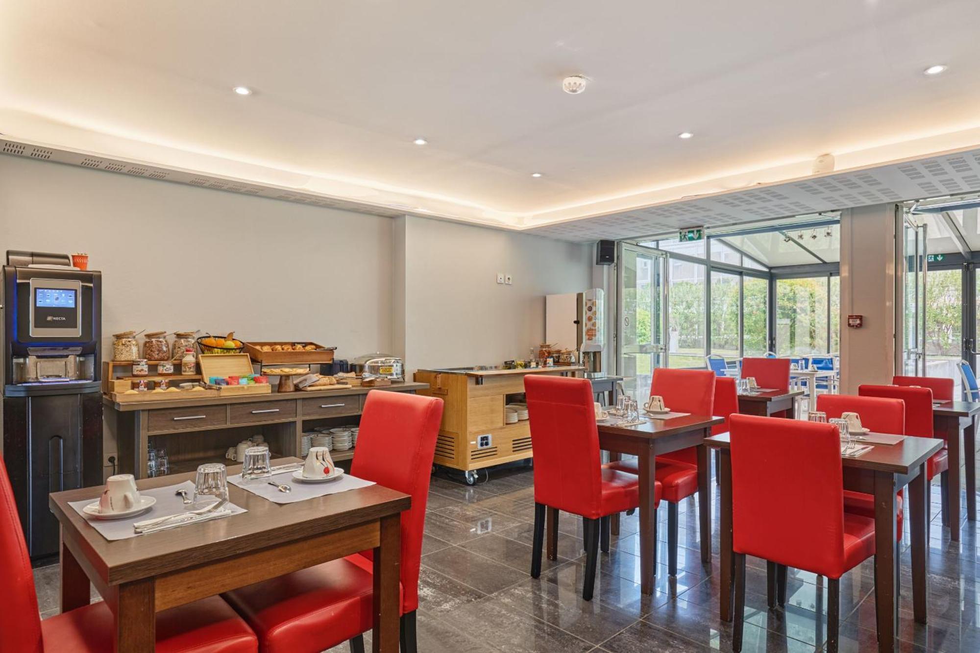Appart Hotel Odalys City Aix En Provence Le Clos De La Chartreuse Екс ан Прованс Екстериор снимка