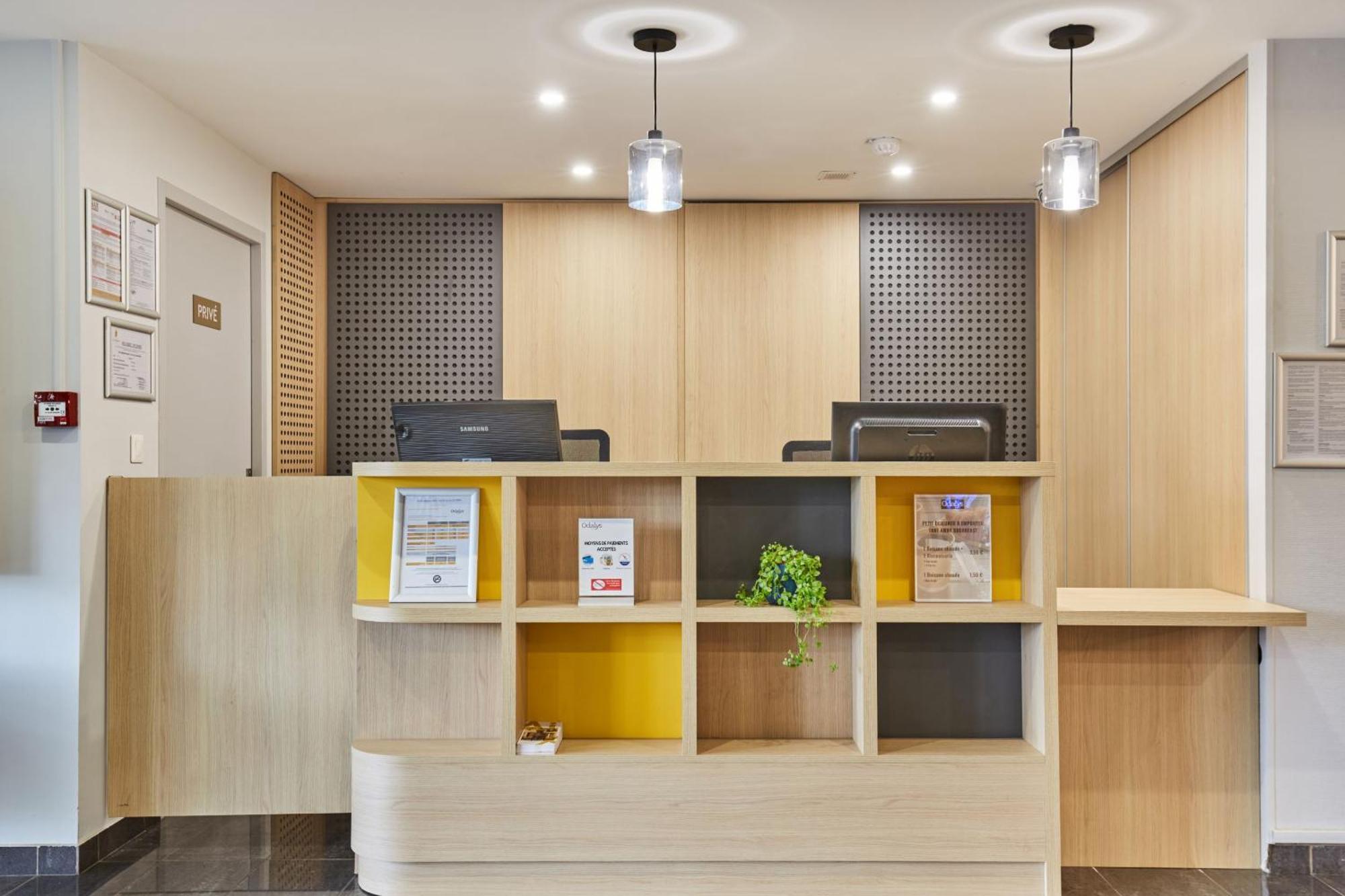 Appart Hotel Odalys City Aix En Provence Le Clos De La Chartreuse Екс ан Прованс Екстериор снимка