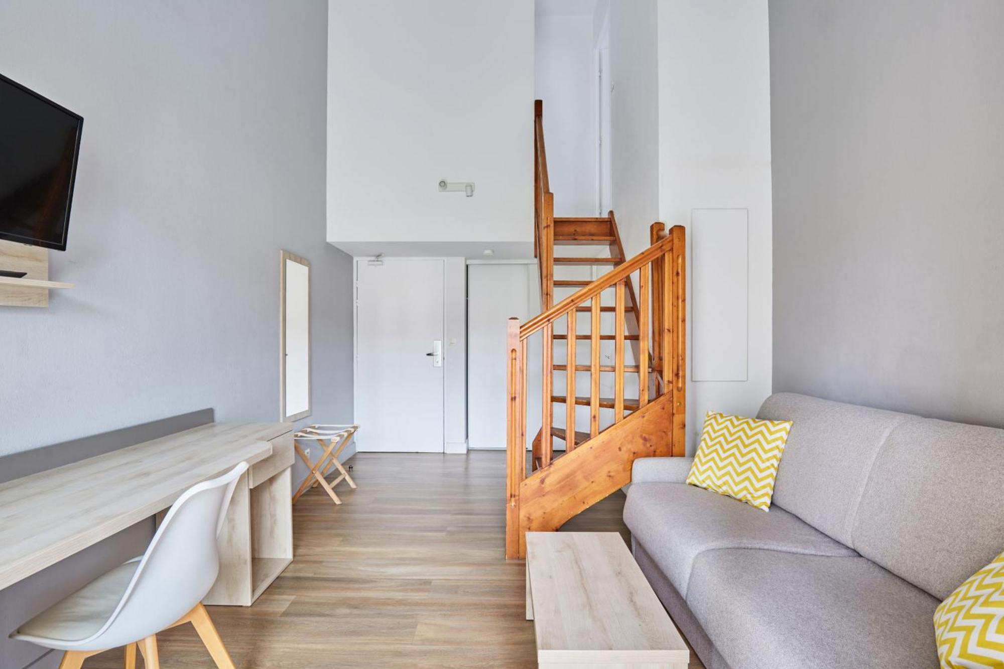 Appart Hotel Odalys City Aix En Provence Le Clos De La Chartreuse Екс ан Прованс Екстериор снимка