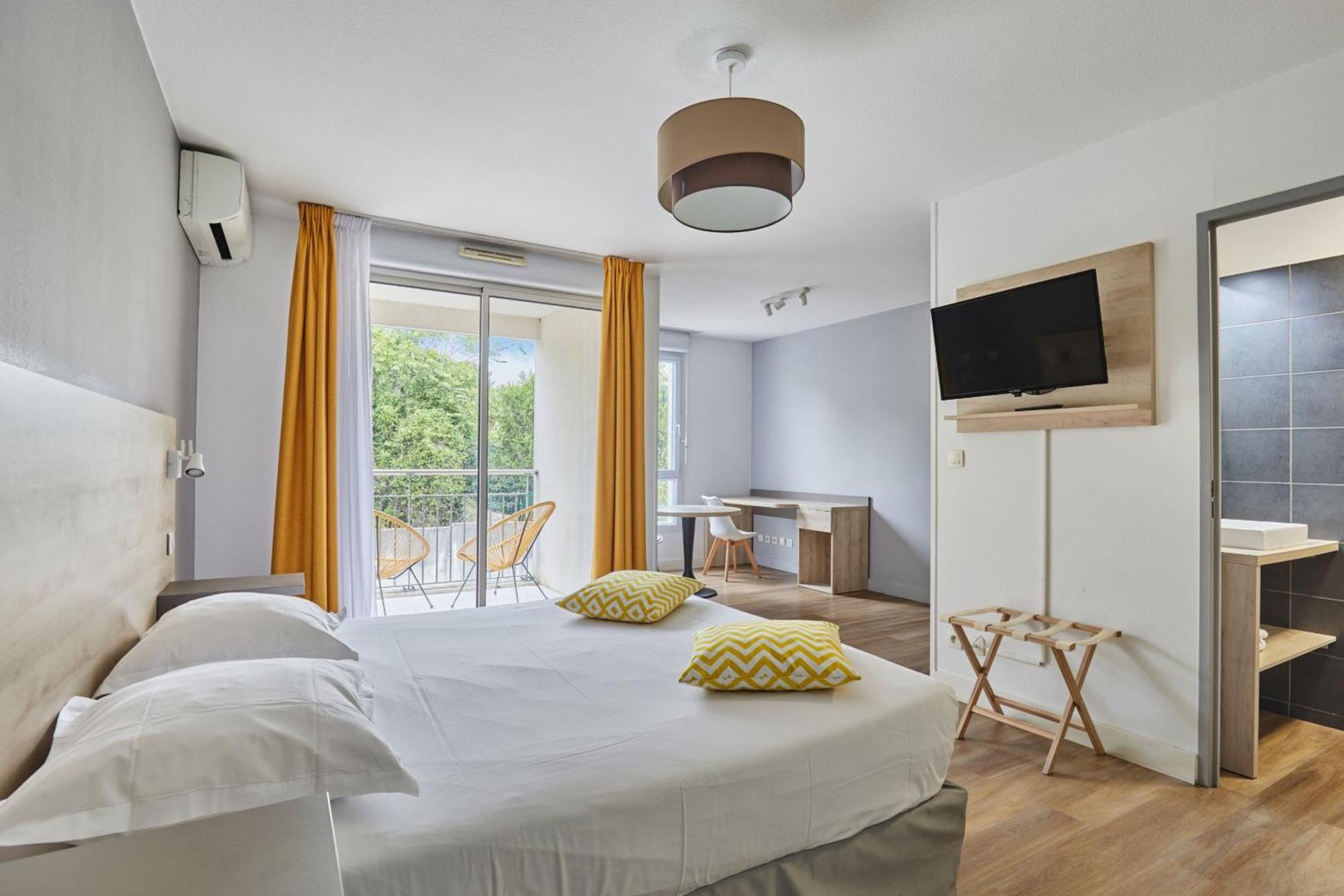 Appart Hotel Odalys City Aix En Provence Le Clos De La Chartreuse Екс ан Прованс Екстериор снимка