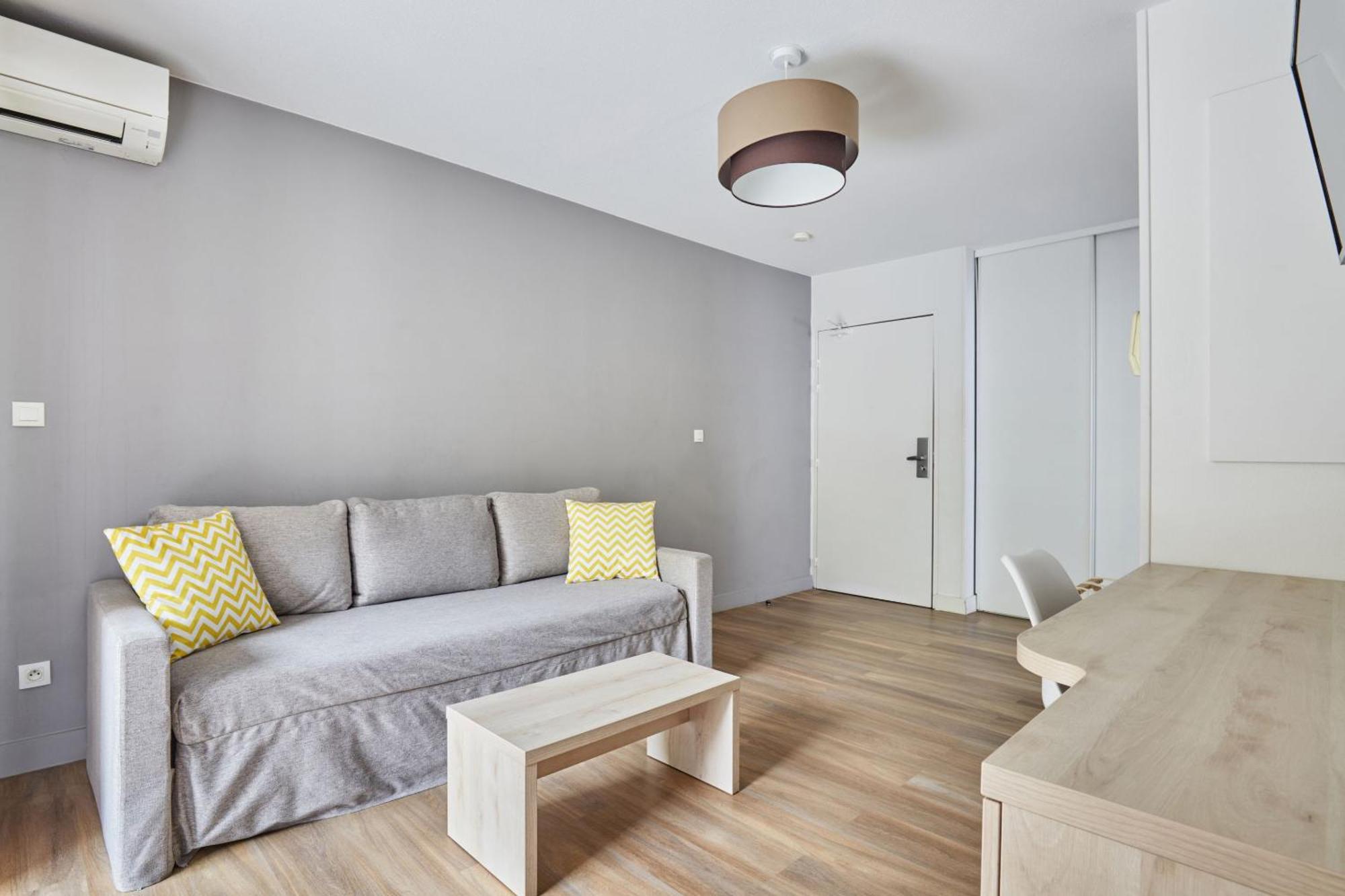 Appart Hotel Odalys City Aix En Provence Le Clos De La Chartreuse Екс ан Прованс Екстериор снимка