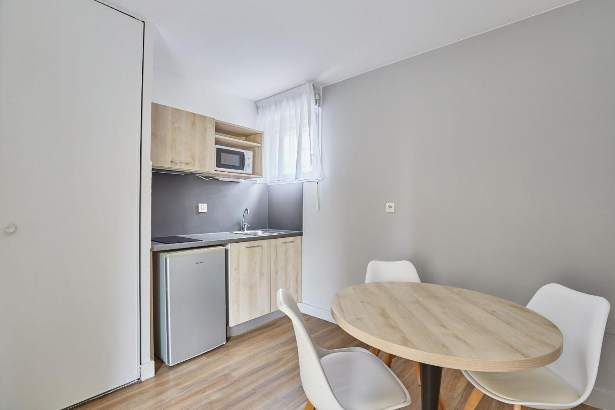 Appart Hotel Odalys City Aix En Provence Le Clos De La Chartreuse Екс ан Прованс Екстериор снимка