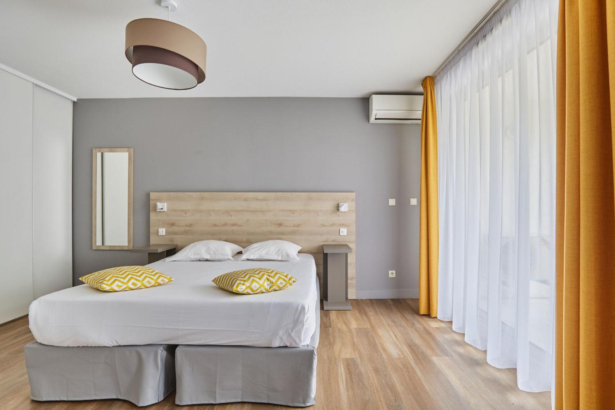 Appart Hotel Odalys City Aix En Provence Le Clos De La Chartreuse Екс ан Прованс Екстериор снимка