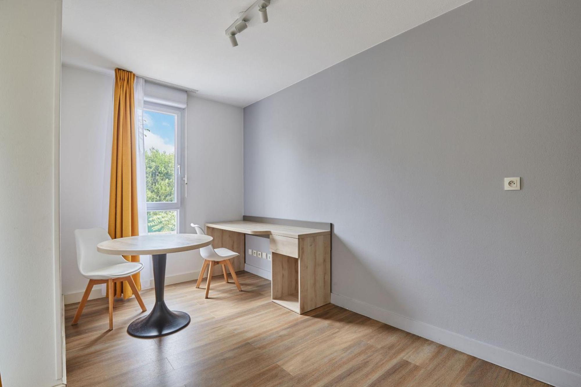 Appart Hotel Odalys City Aix En Provence Le Clos De La Chartreuse Екс ан Прованс Екстериор снимка